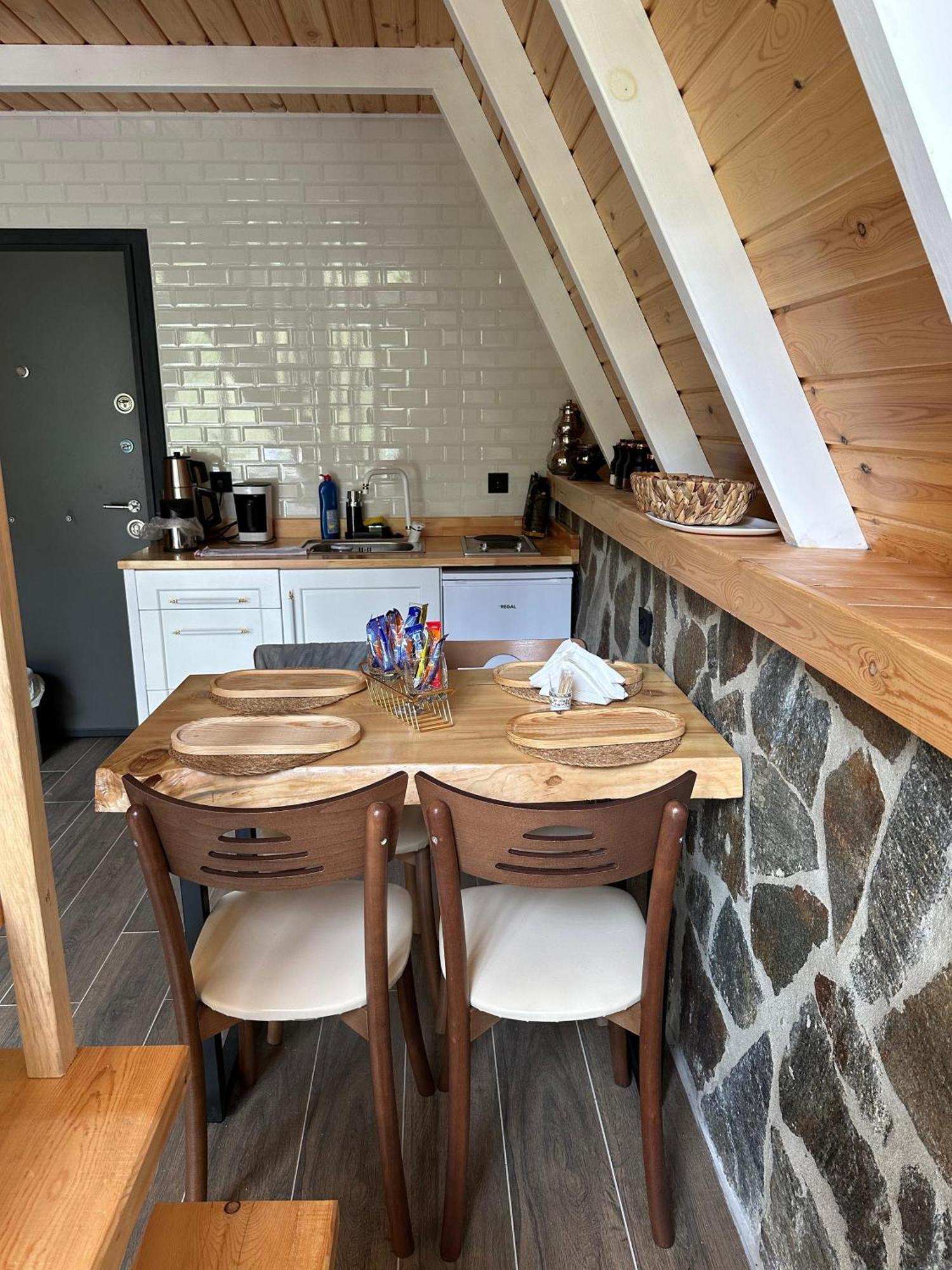 Bed and Breakfast Ruby Bungalov Dogal Yasam Evleri Pazar  Exterior foto